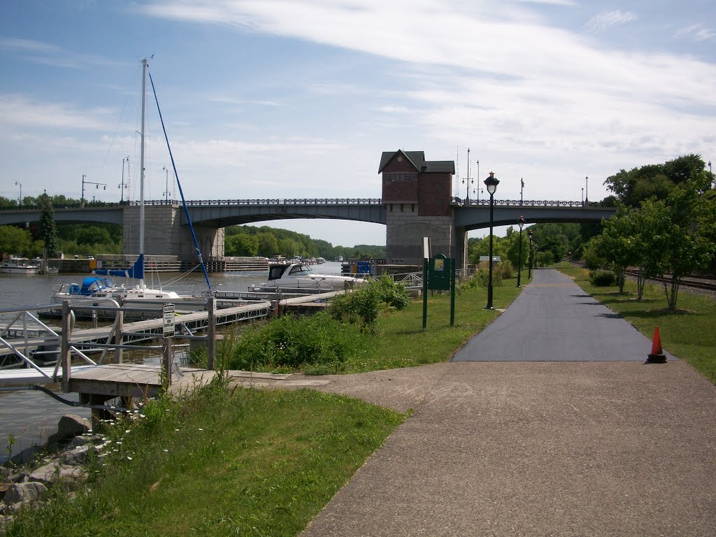 Genesee Riverway Trail (2) by jon1362