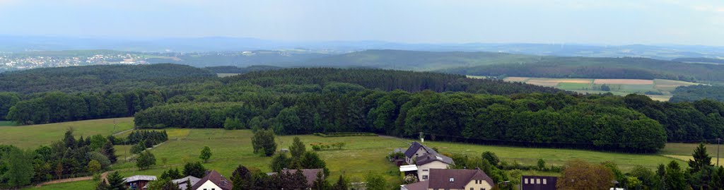 Raiffeisenturm_Blick nach Osten by 14MAN02