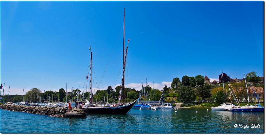 La vaudoise - Port de Nyon by Magda GHALI