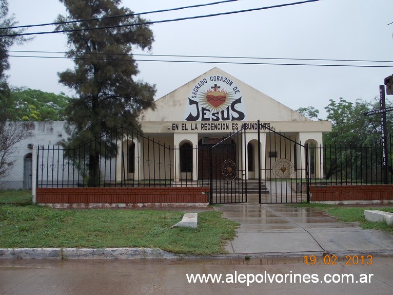 Charata - Iglesia Sagrado Corazon (www.alepolvorines.com.ar) by alepolvorines