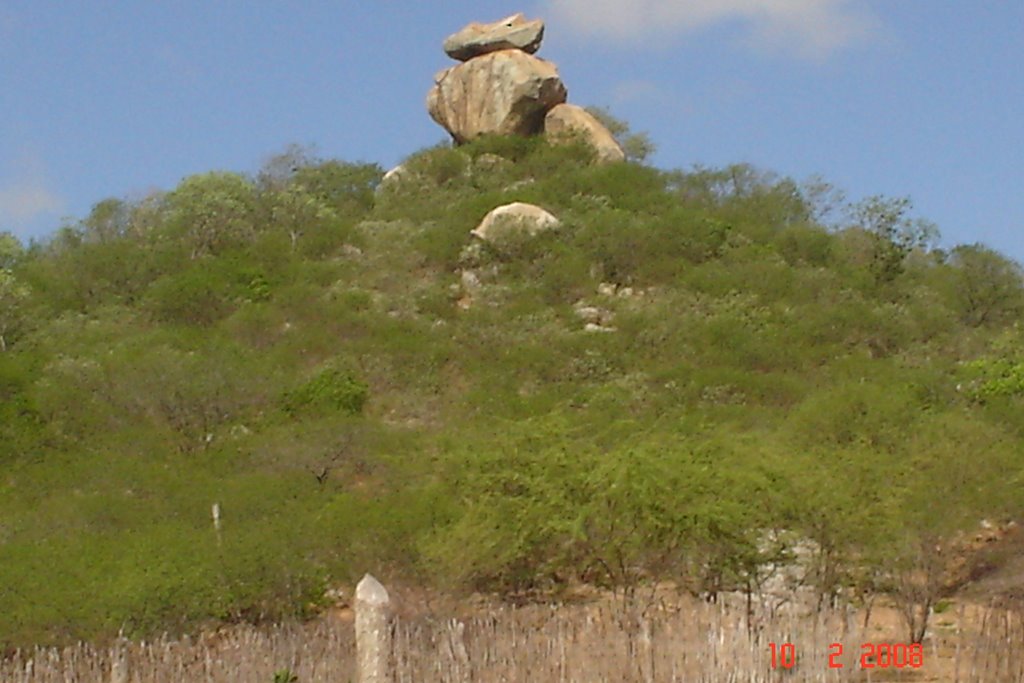 Pedra do Sapato by Gilvan Medeiros