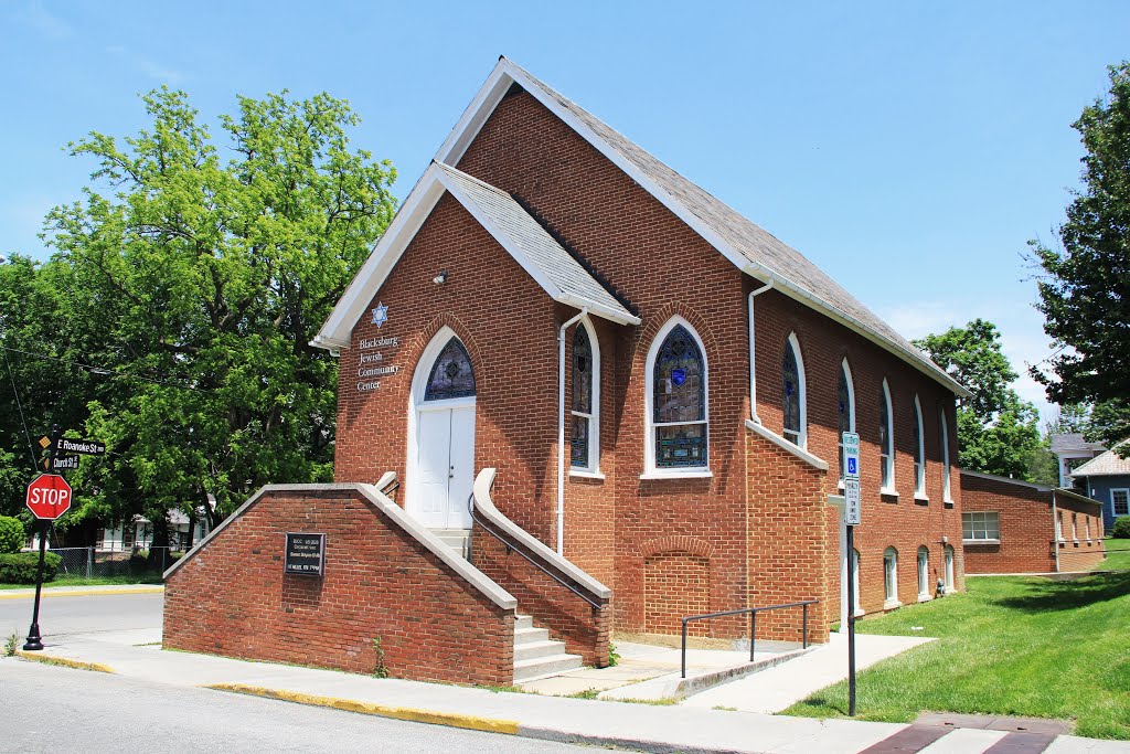 Jewish Community Center, Blacksburg VA by jonmac33