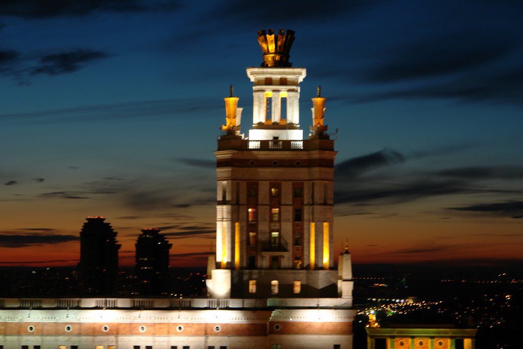 MSU tower at night by DmitryFiz