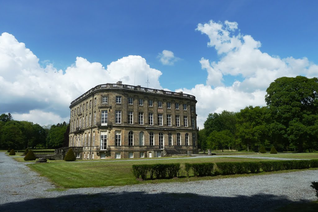 Château de l'Hermitage - Bonsecours by Viviane Aiello