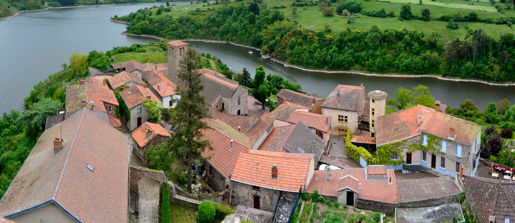 Vue sur le village et la Loire by caplior5