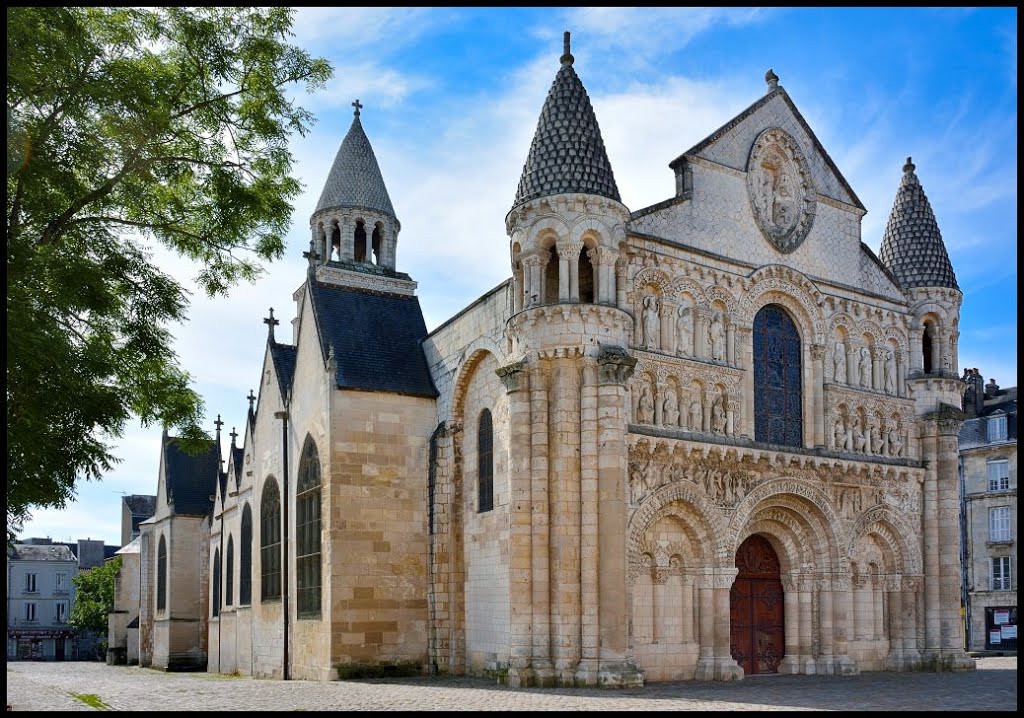 Notre-Dame la Grande by JiPR