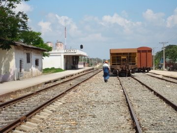 Estacion de Ferrocarril by Kaylakaty