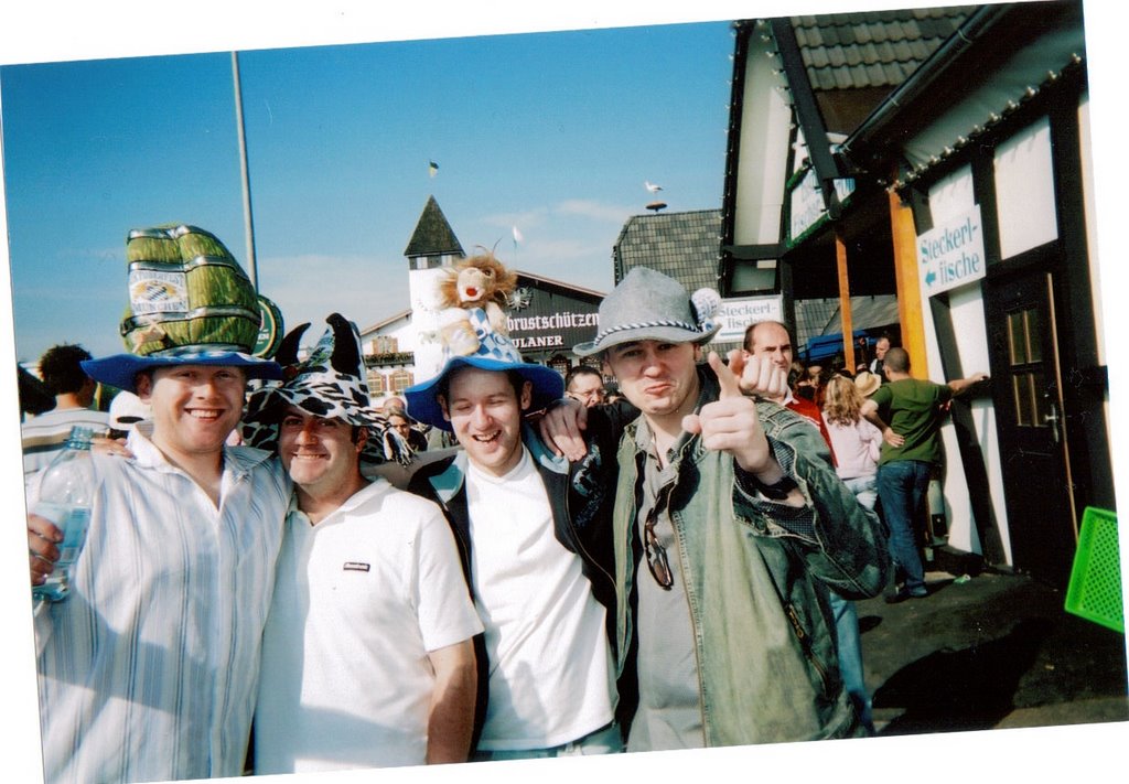 Oktoberfest 2006 by Xander333