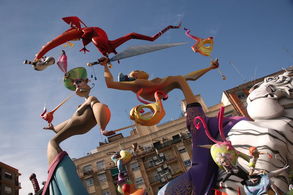 Falla L'Antigua, Valencia, Comunidad Valenciana, España by Hans Sterkendries