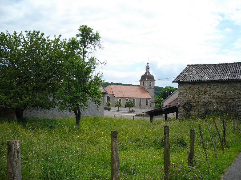 Aperçu de l'église de Bournois by Claudius B.