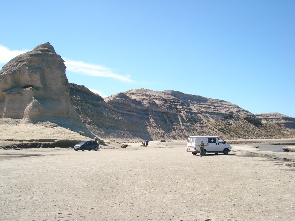 Playa Pasando Pto Piramides by Autorama