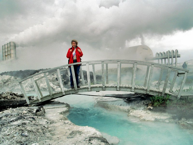 Geothermal 2 by Leon Peute