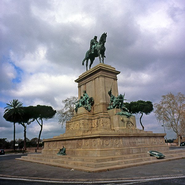 Monumento Giuseppe Garibaldi by loksi67