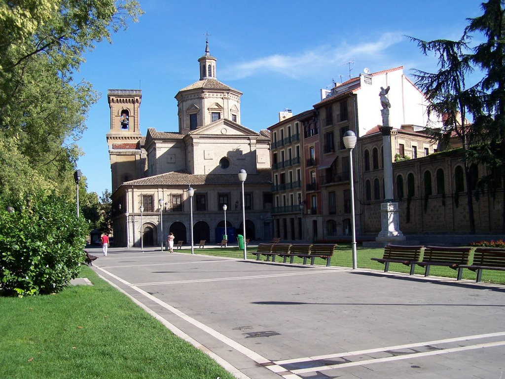 San Lorenzo (Pamplona) by Pampluno