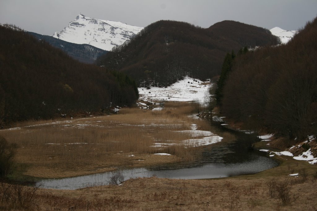 Corno alle Scale dal Lago Pratignano 3 aprile 2008 by Vava_