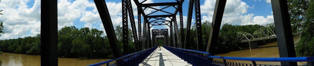 Along the Nickle Plate Rail Trail by MikeFromholt