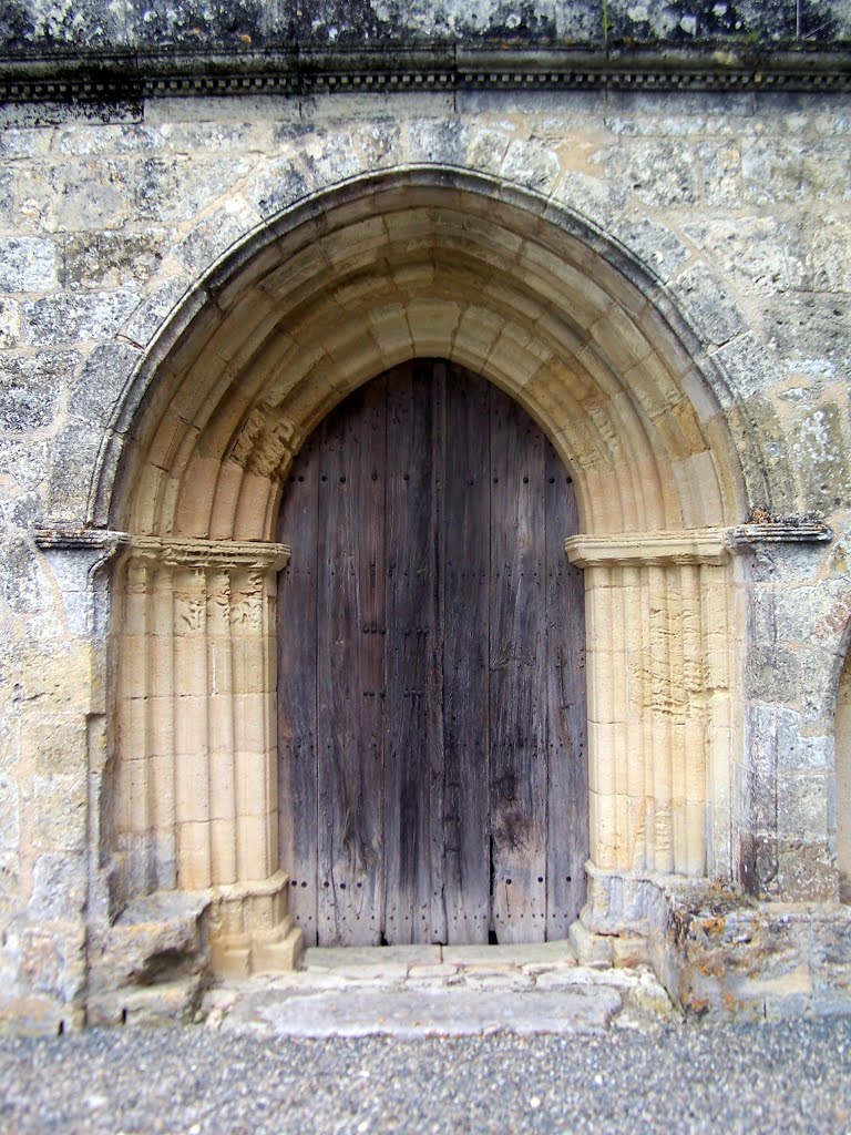 Montignac 33 Église Saint-Médard by hpjps