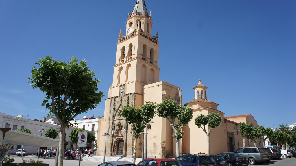 Villafranca de los Barros - Igreja paroquial de Nuestra Señora del Valle by Victor M T Henriques