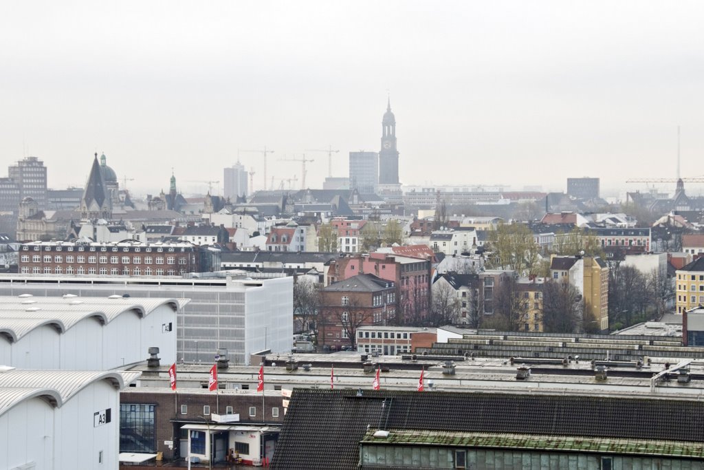 Blick aus dem Wasserturm Sternschanze by nilsHH