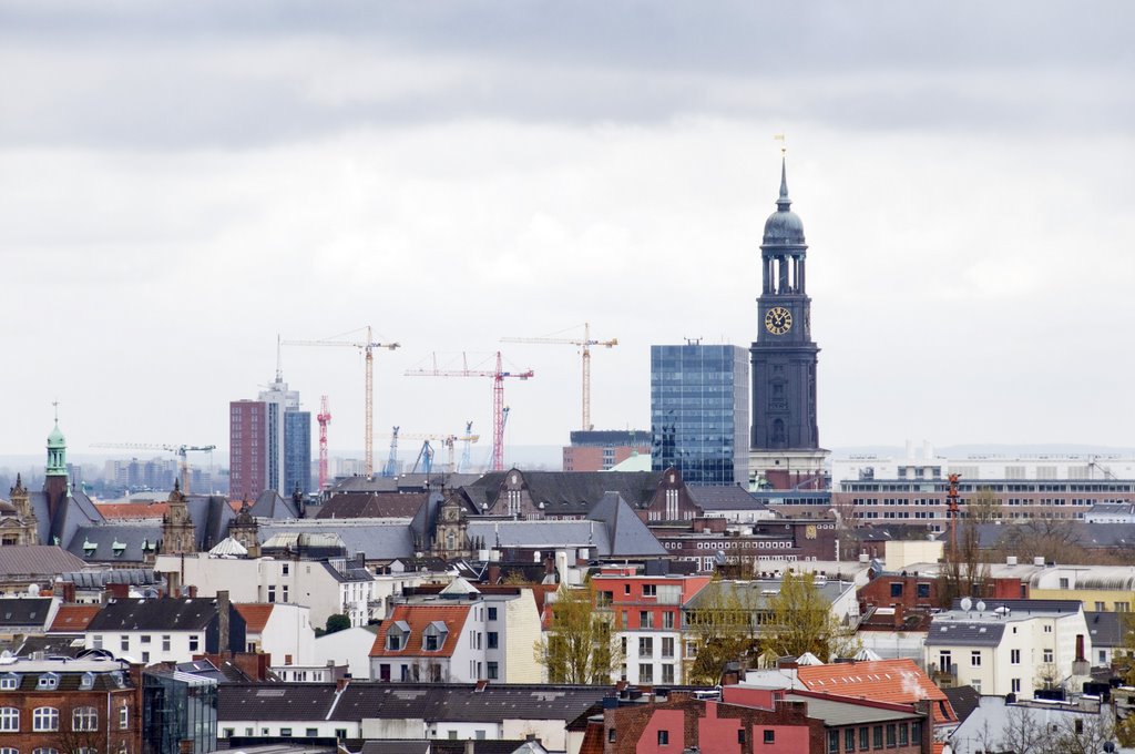 Blick aus dem Wasserturm Sternschanze by nilsHH