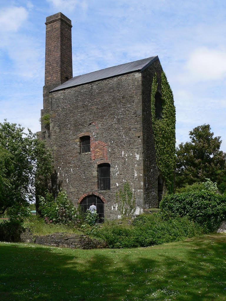 ENGINE HOUSE, SCOTT`S PIT by Kelvin Sweet