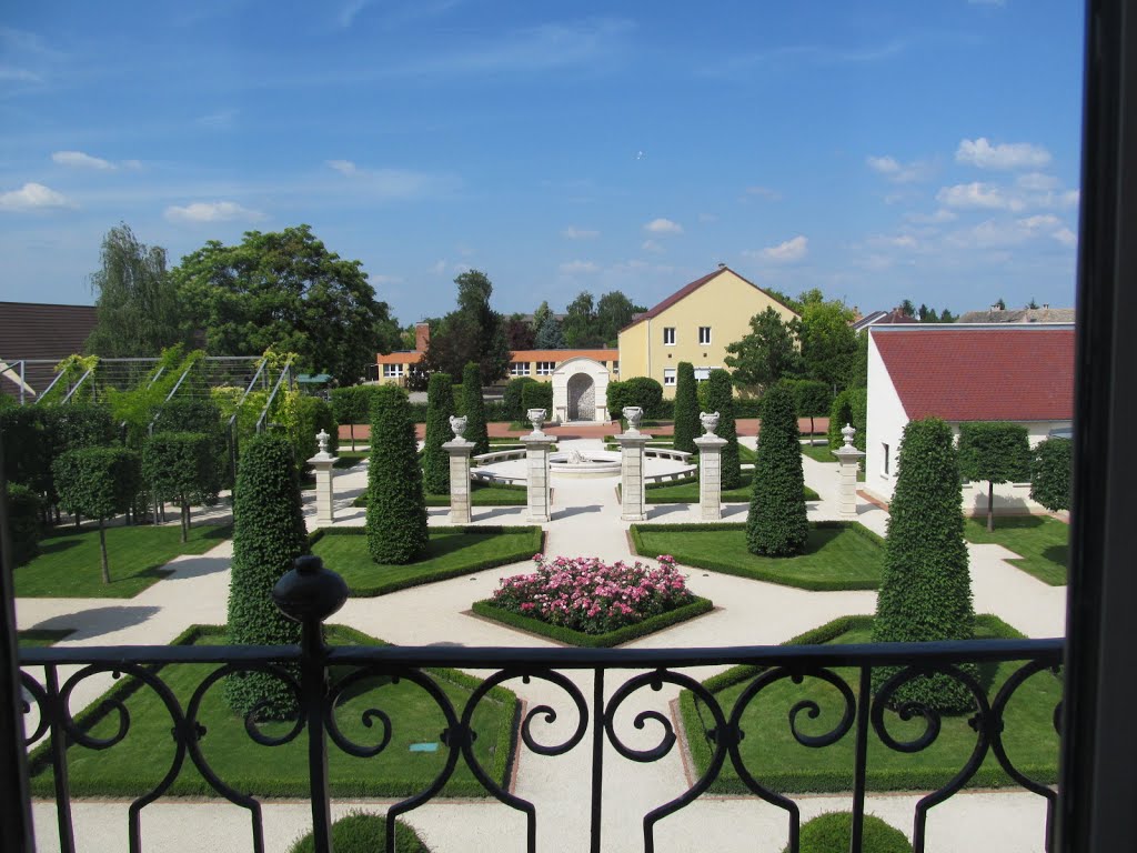 Hajósi Barokk Kastély, park by gerokk