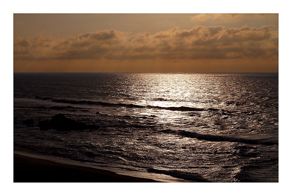 Praia Formosa, Santa Cruz, Torres Vedras, Portugal - pôr de Sol by jaferreira