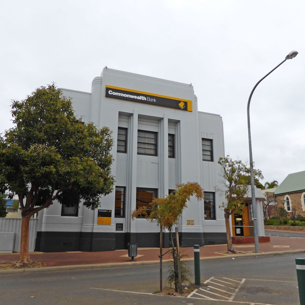 Art Deco Bank - c. 1940, Fortune Street, Narrogin, WA by Stuart Smith