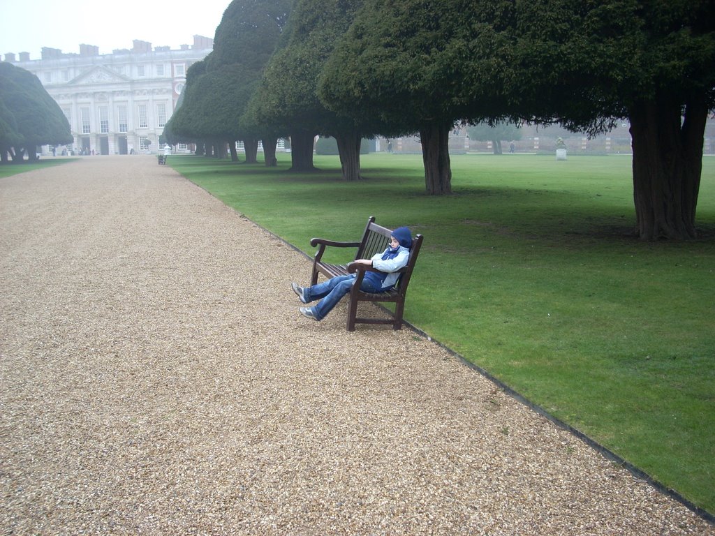 Hampton Court Palace by Josh Akcil