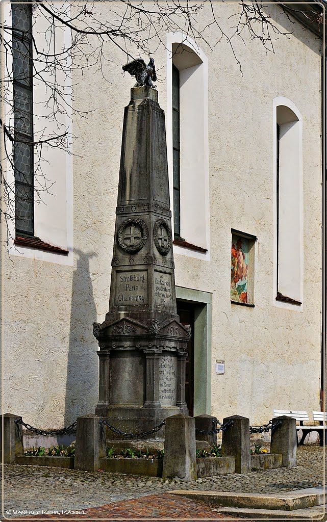 Tettnang - Ehrenmal an der St. Georgs-Kapelle by mkks34123