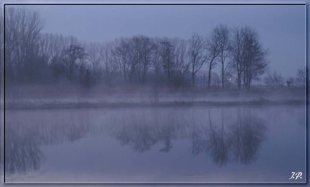 Morning mist II by Jörg Petersen