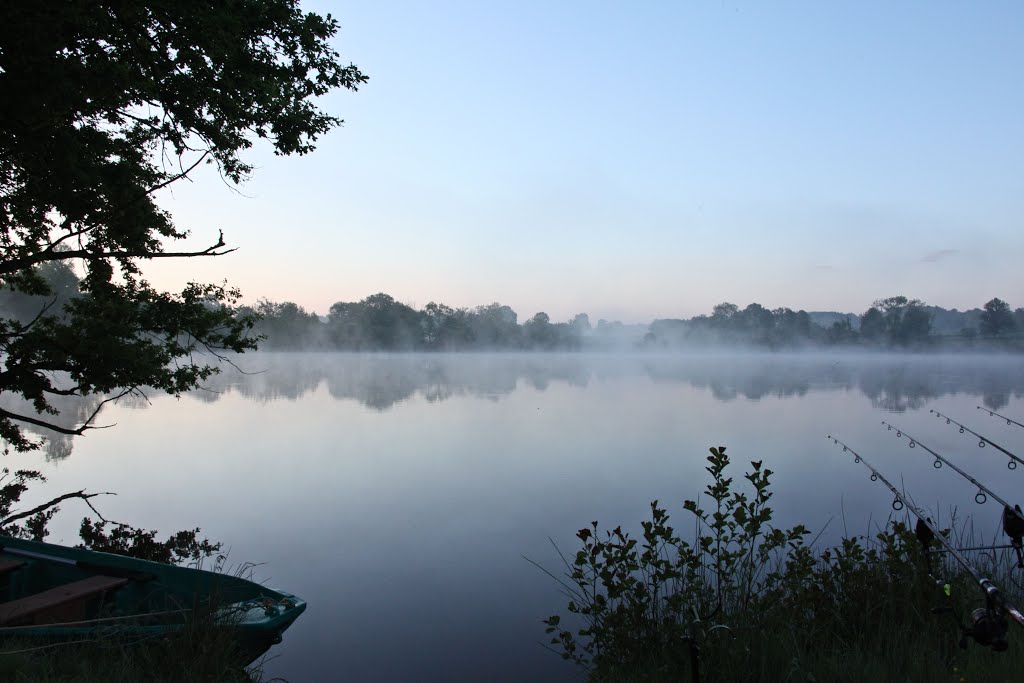 Etang à Saint-Dizier La Tour by Parisot Martine