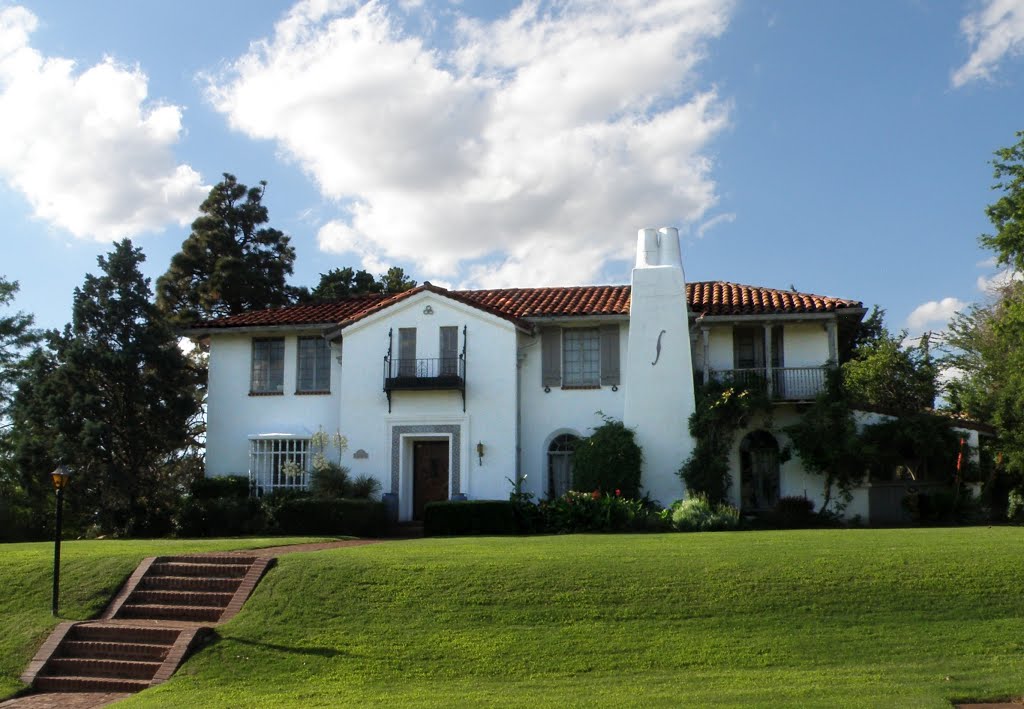 Oklahoma City, OK - Lincoln Terrace Historic District - 601 NE 18th St. by MARELBU