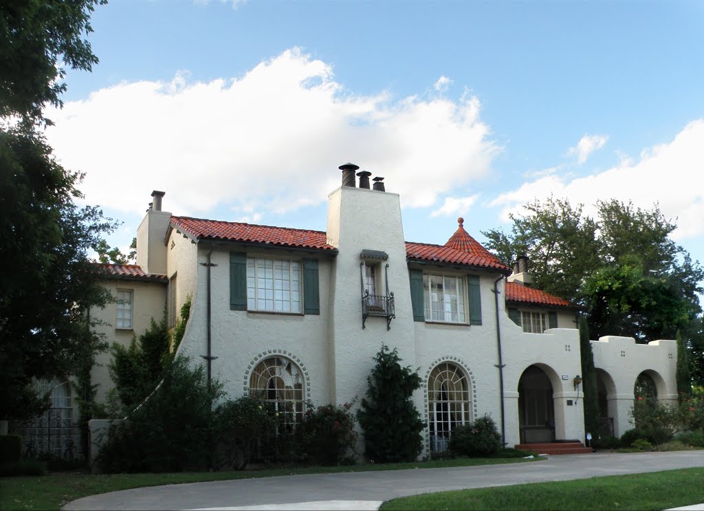 Oklahoma City, OK - Lincoln Terrace Historic District - 631 NE 17th St, by MARELBU