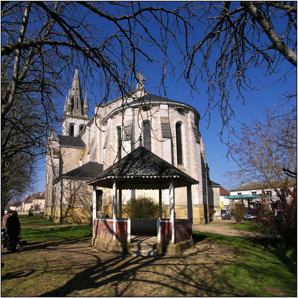 LALINDE [24] - Kiosque à musique et chevet de l'église (mars 2013) by Michel Chanaud (Sarlat)