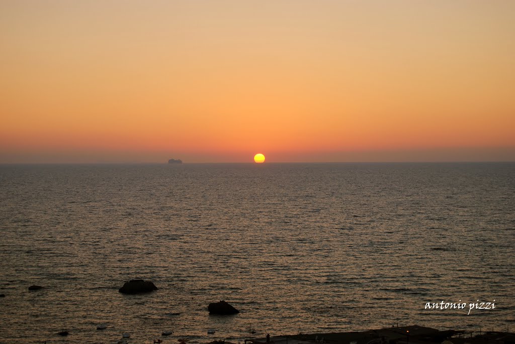 Tramonto Forio Ischia "Non vedrai la bellezza del tramonto se non senti il calore della vita" by antonio pizzi ♏