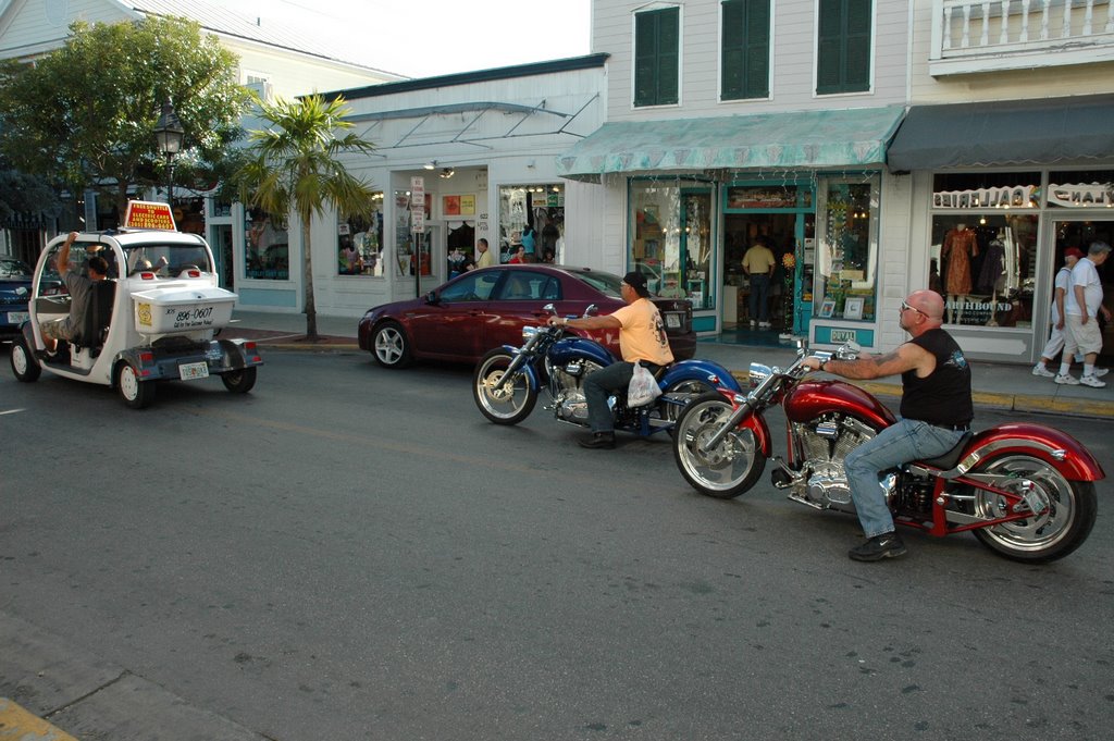 Auto électrique et super Chopper Key West by Denis Bernier