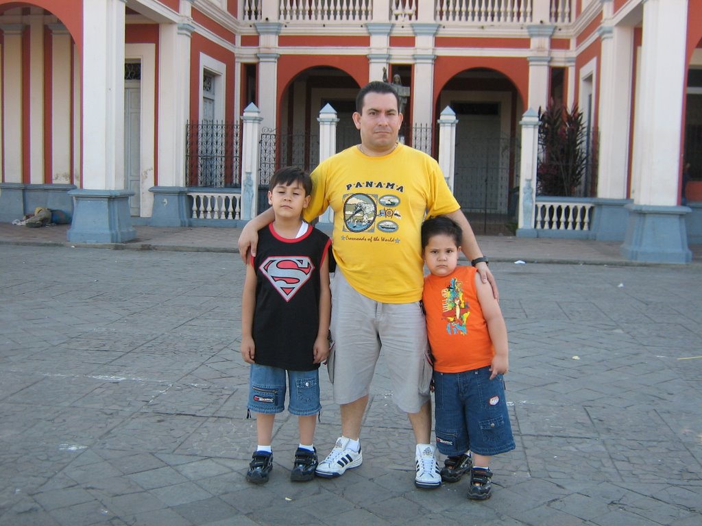 Granada, Nicaragua by lestercossio