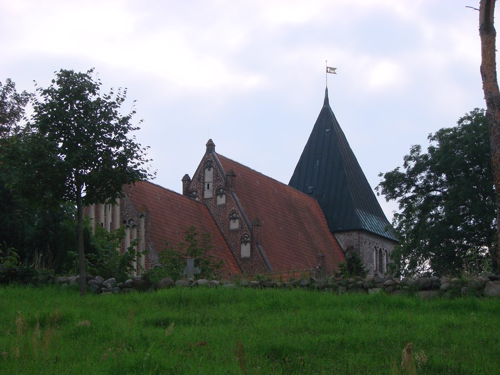 Die Kirche von Bobbin, Insel Rügen by Birk Karsten Ecke