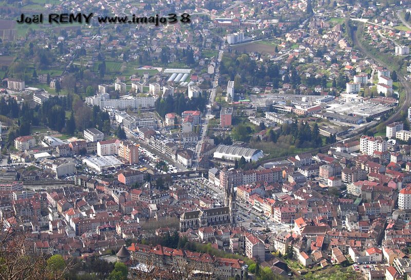 VOIRON vue depuis la VOUISE by Joël REMY www.imajo3…