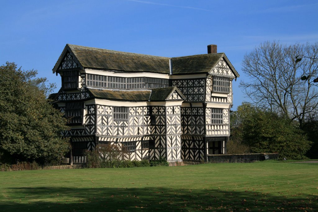 Little moreton Hall by DEN1