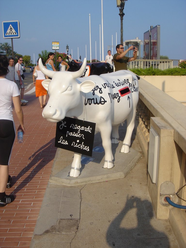 Cow Parade - Mônaco by paulolago