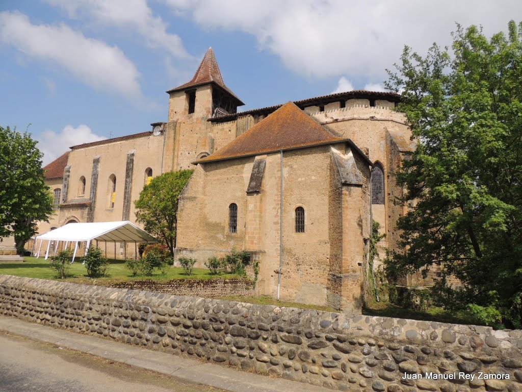 Abbaye Saint Sever de Rustan - Hautes Pyrenees - 4 de mayo de 2013 by Juan Manuel Rey Zamora