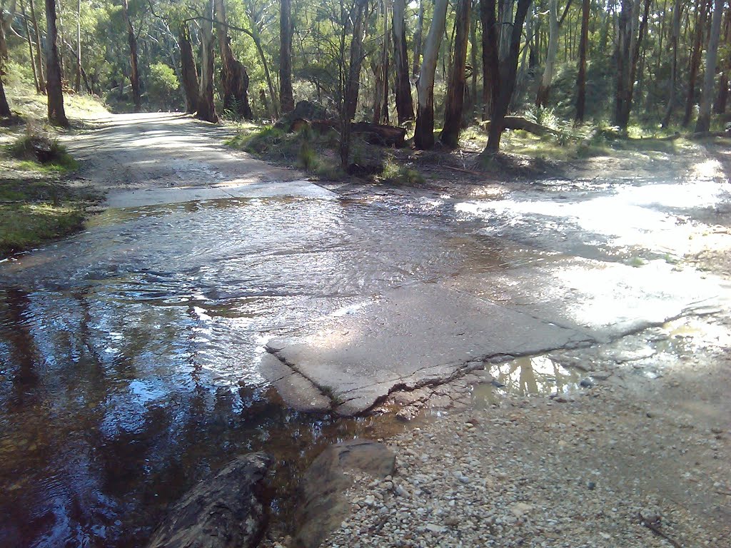 Slatey Creek water crossing by Greg Miles