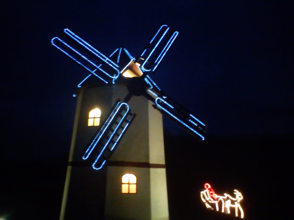 Le moulin de Vimpelles décoré le 22/12/11. by Divio