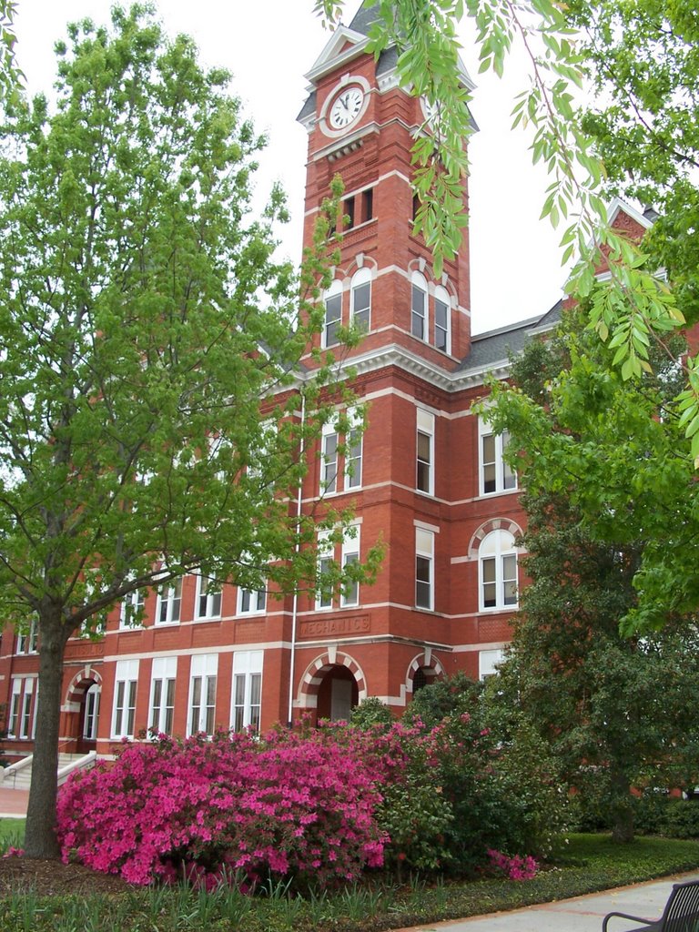 Samford Hall-Auburn University by izzies98