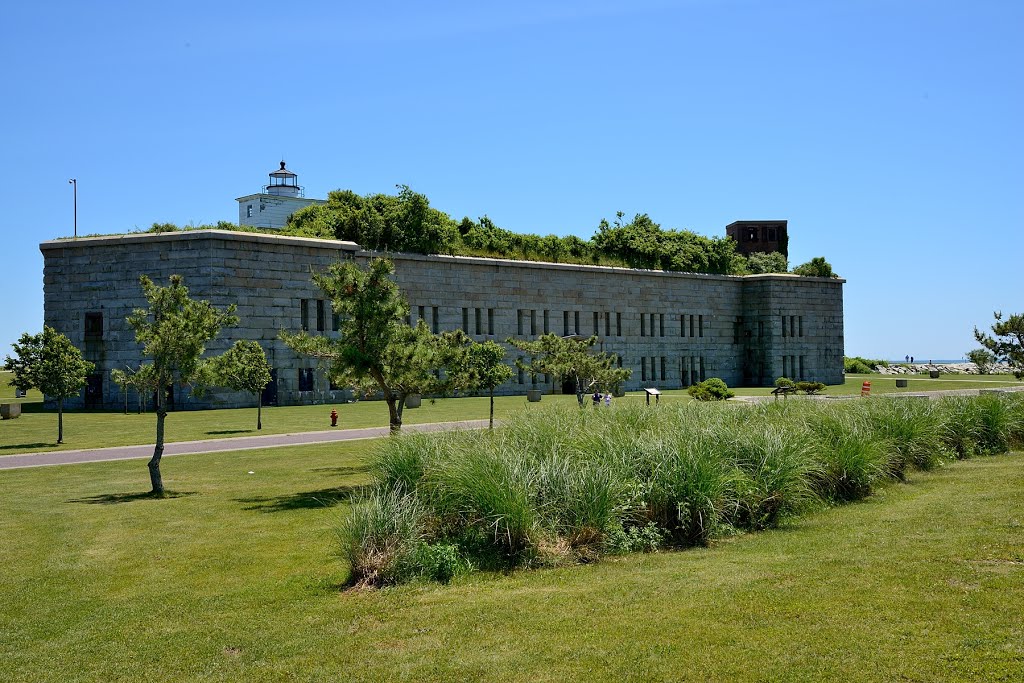 Fort Taber / Fort Rodman by Foreperson