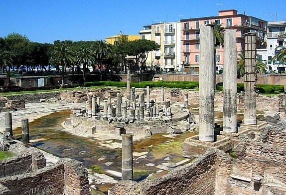 Pozzuoli Tempio di Serapide by Franco Vitale