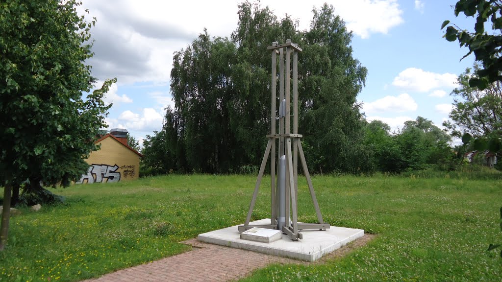 Denkmal zum ersten Raketenstart by pipsi