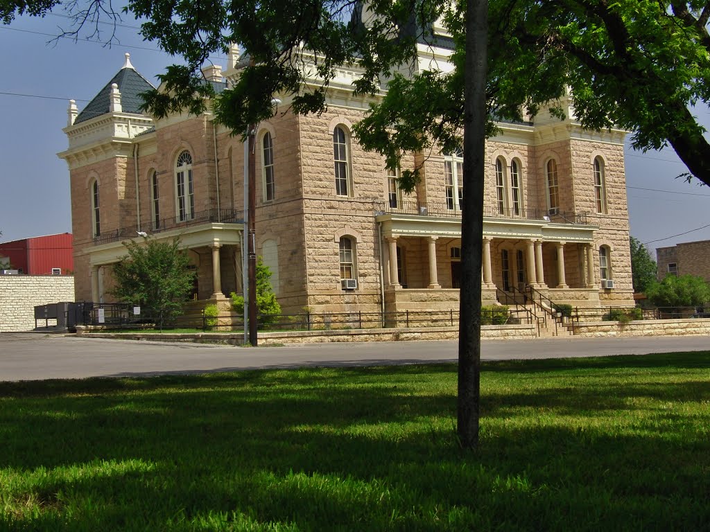 Crocket County Courthouse by Bepplersauce